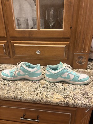 Nike Low Dunks
