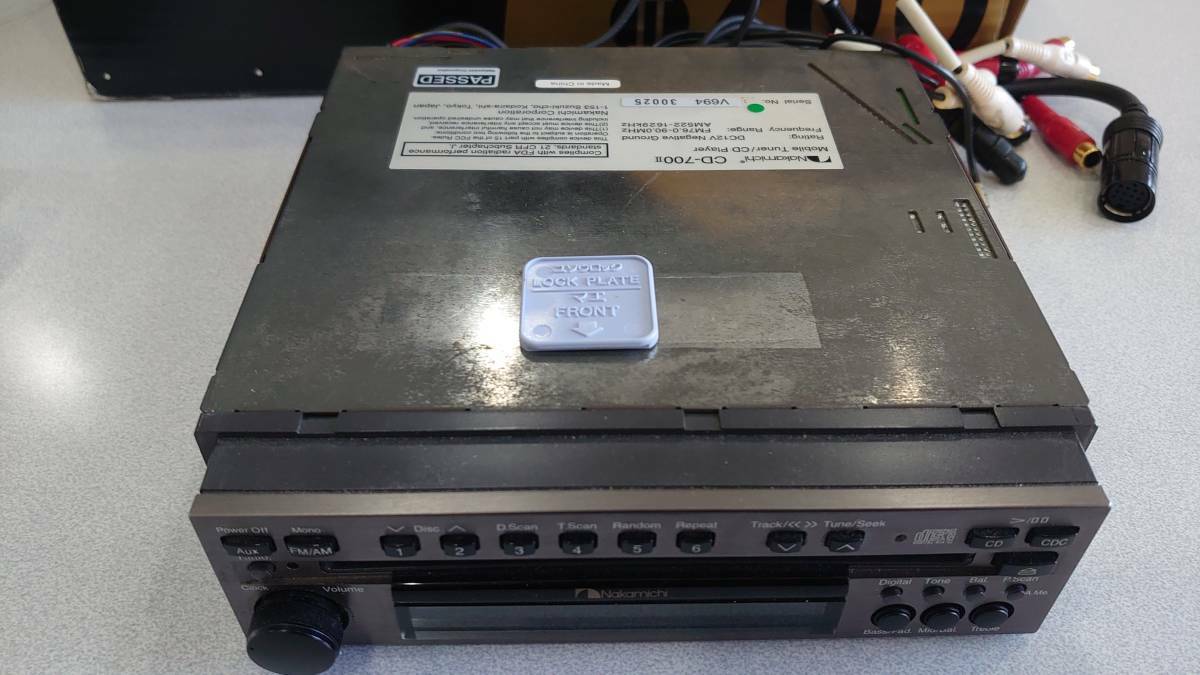 Vintage Nakamichi CD-700 2 Car Audio CD Player With Separate Vintage Nakamichi CD-700 2 Car Audio CD Player With Separate