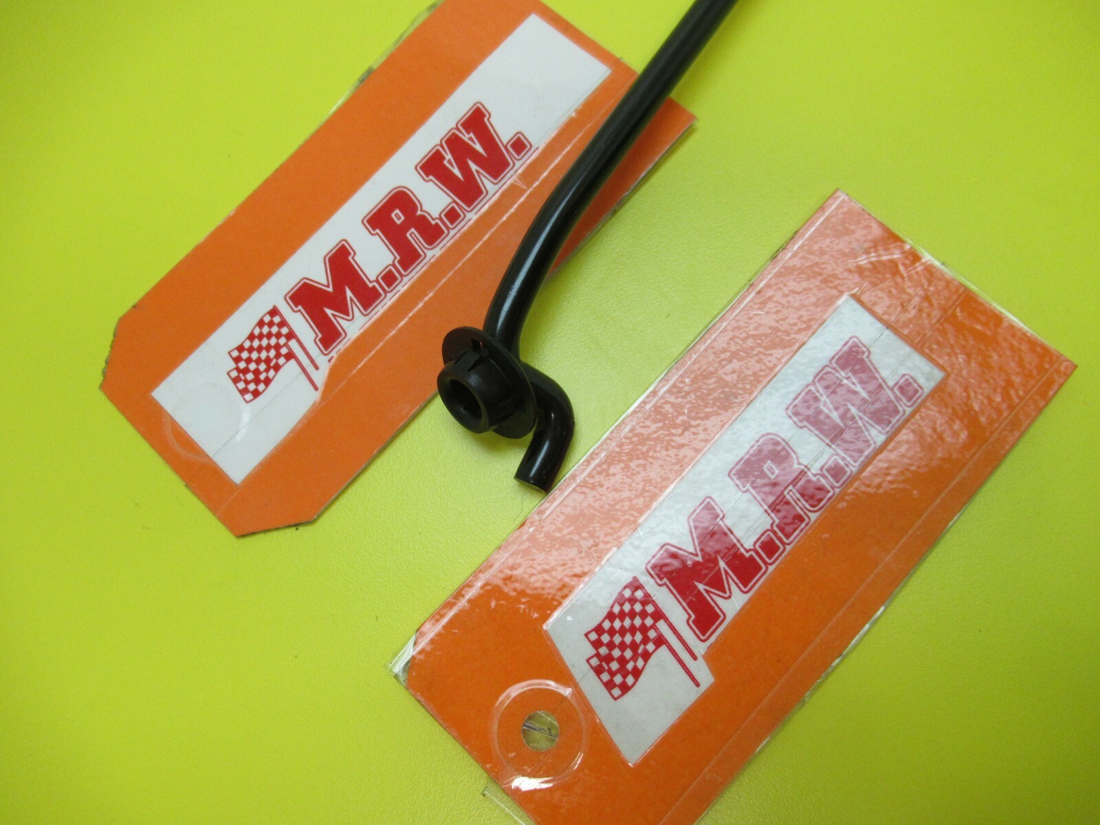 HOOD ROD PROP W/ ROUND GROMMET BUSHING RAD SUPPORT TRUCK oem TOYOTA