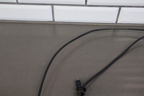 85-96 C4 Corvette Pair LH&RH Hood Latches W/Cables - 第 3/22 張圖片