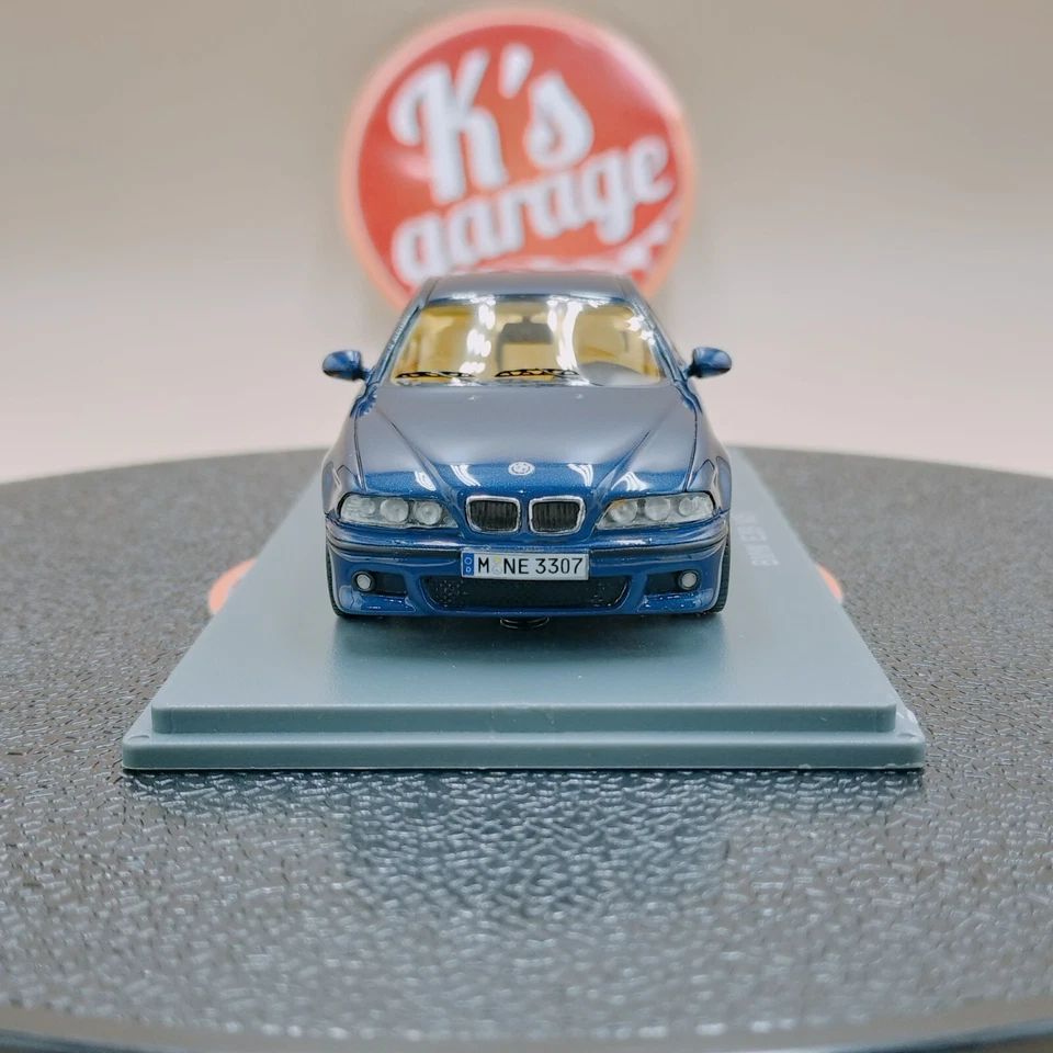 NEO scale models 1/43 BMW E39 M5 Metallic Dark Blue 43307 resin model - Image 3 of 4