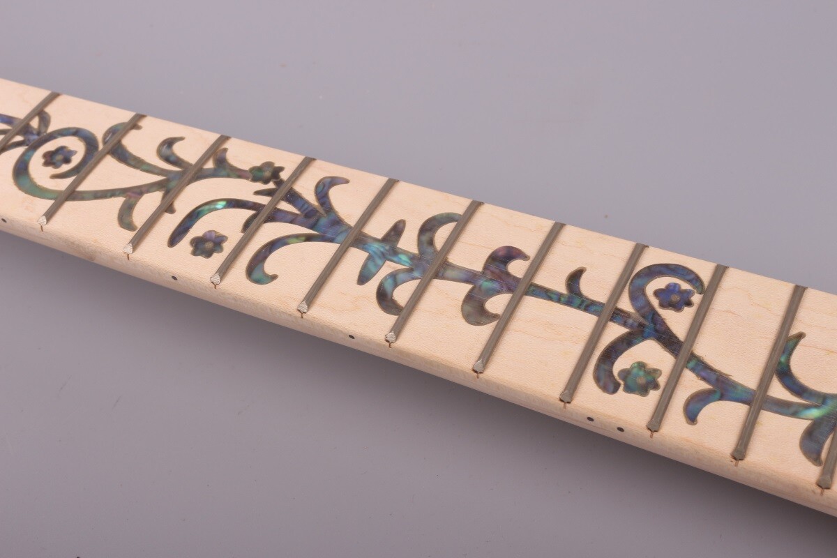 New Maple Guitar Neck 24fret 25.5inch Fretboard Vine inlay Paddle Head