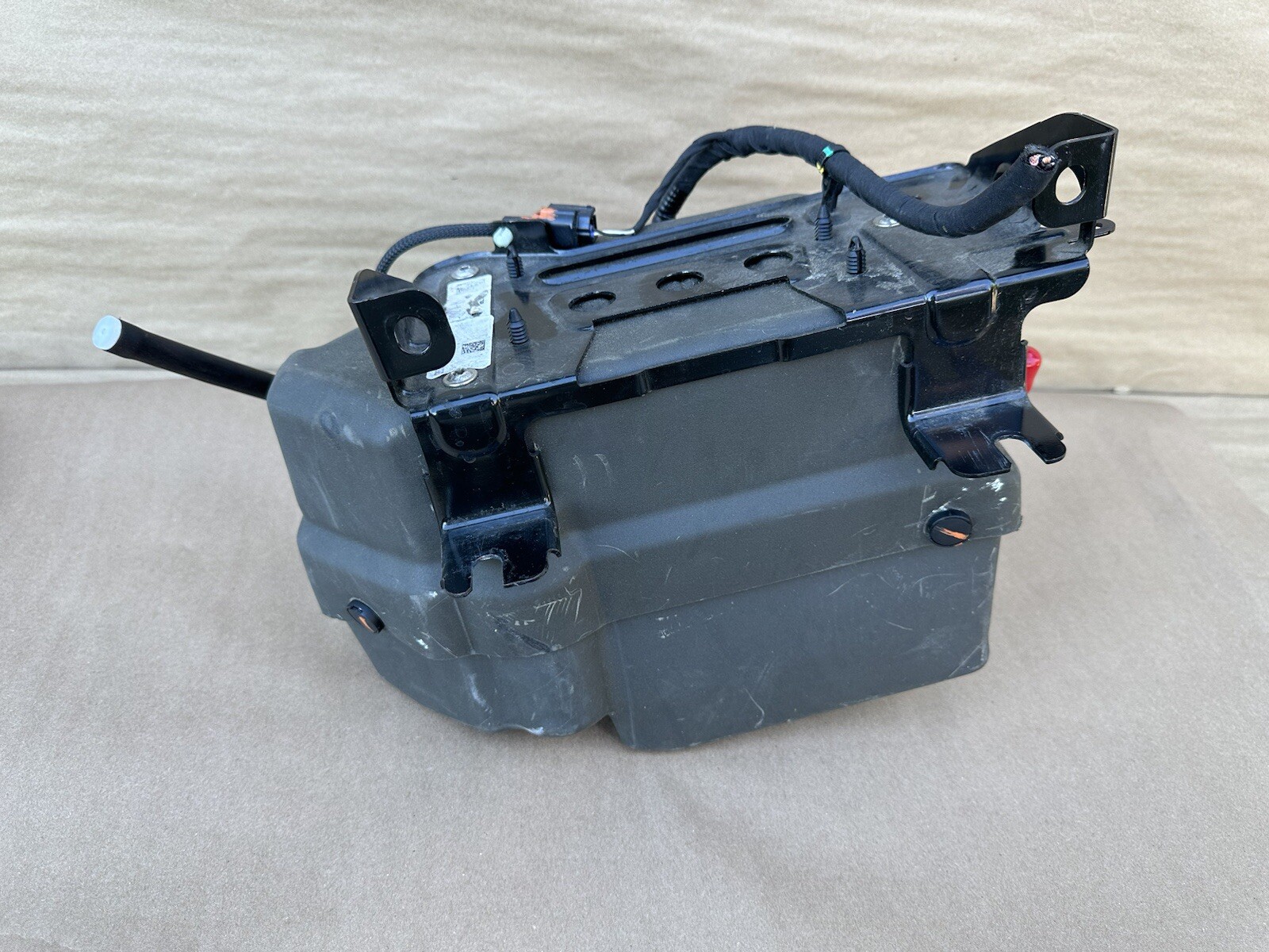 2022-2025 RIvian R1T R1S OEM Air Suspension Compressor Pump unit PT00003024-K