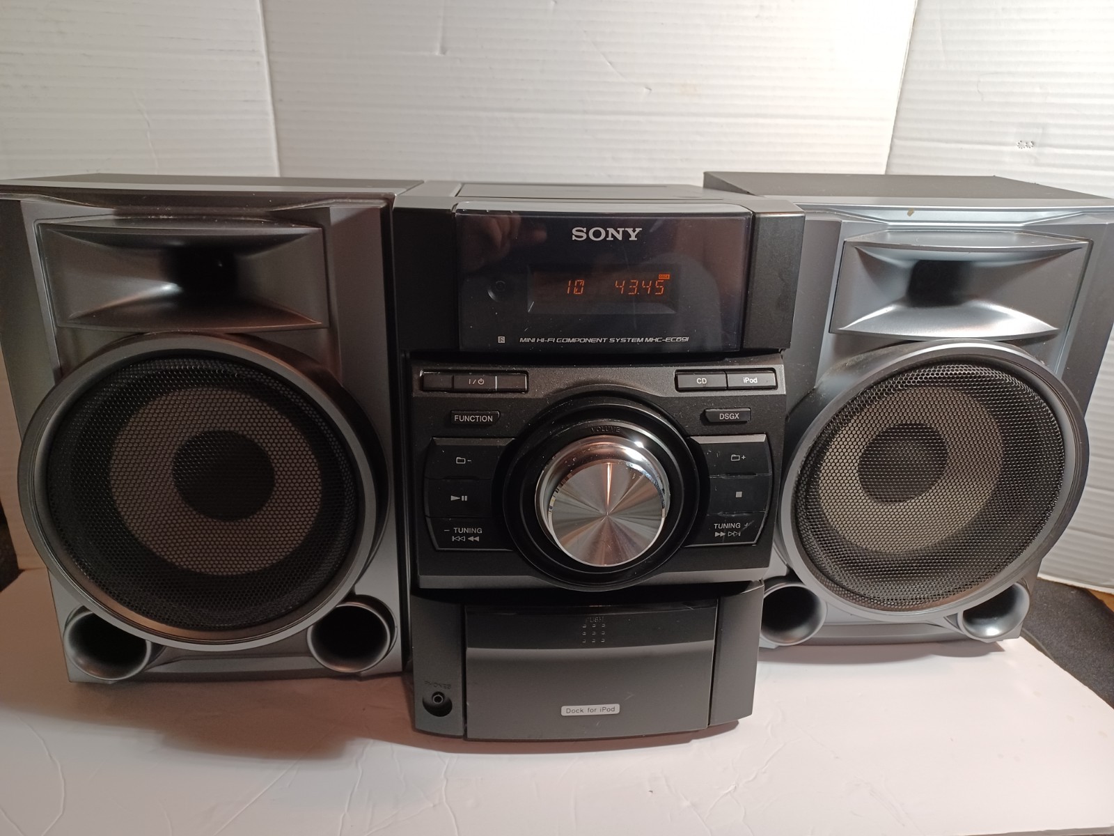 Cd/ Am/ Fm Radio Hcd-ec69i In Good Condition