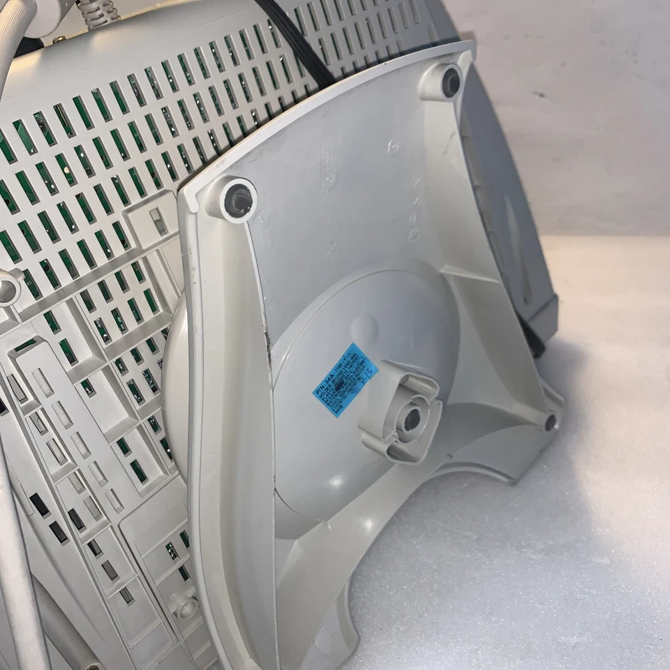 Flat screen ~ AOC FT700 17” CRT VGA Monitor Retro Gaming Display 1280 x 1024 - Image 3 of 4