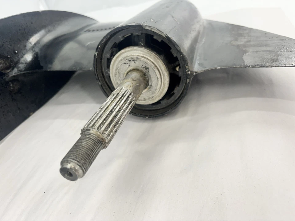 Carcasa de engranaje de unidad inferior Mercruiser Alpha One Gen 1 Sterndrive Foto 3 de 4