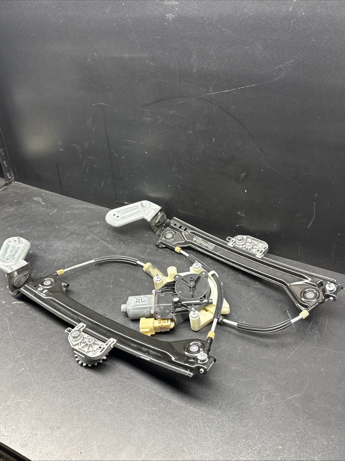 MASERATI GHIBLI REAR LEFT DRIVER SIDE DOOR WINDOW REGULATOR W/ MOTOR OEM 2014-20