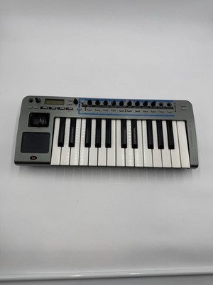 NOVATION XIO SYNTH 25 MIDI Controller