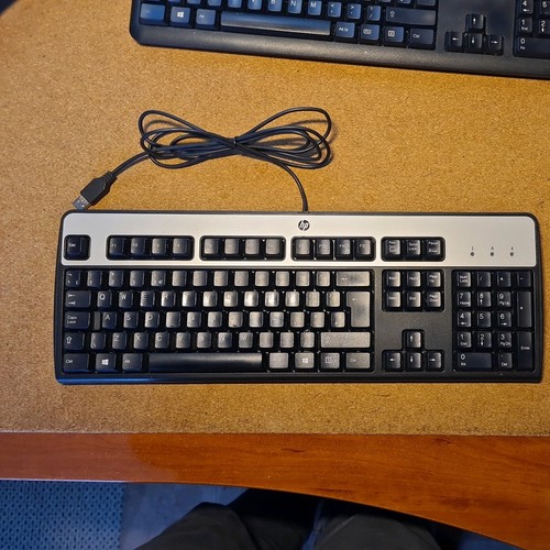 HP KU-0316 Kabelgebundene Tastatur USB Full Size QWERTZ Schwarz PC Laptop