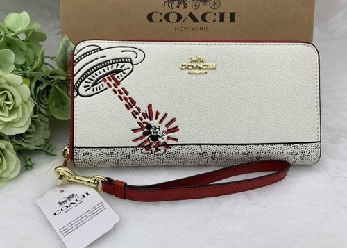 Coach C7800 Disney Keith Haring Mickey White Zip Long Wallet