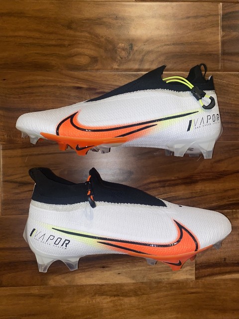 nike vapor flyknit football