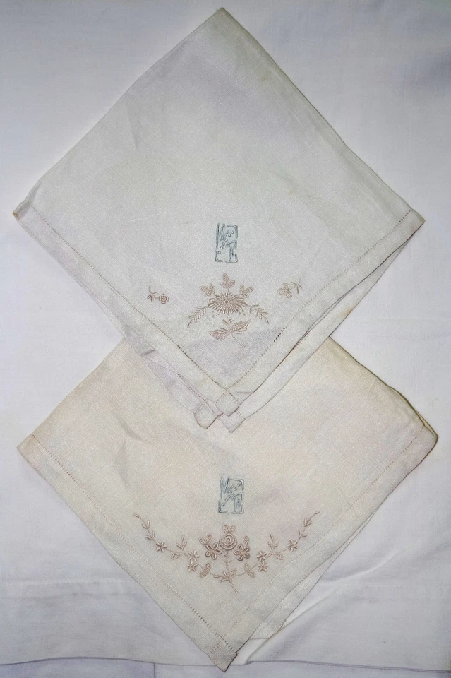 Lot de deux mouchoirs anciens brodés / serviette à thé / pochette * embroidery - Photo 2/4