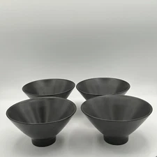 4 Japanese Style Ceramic Ramen Noodle Rice Bowls Black Satin Thailand 5.5 Inch