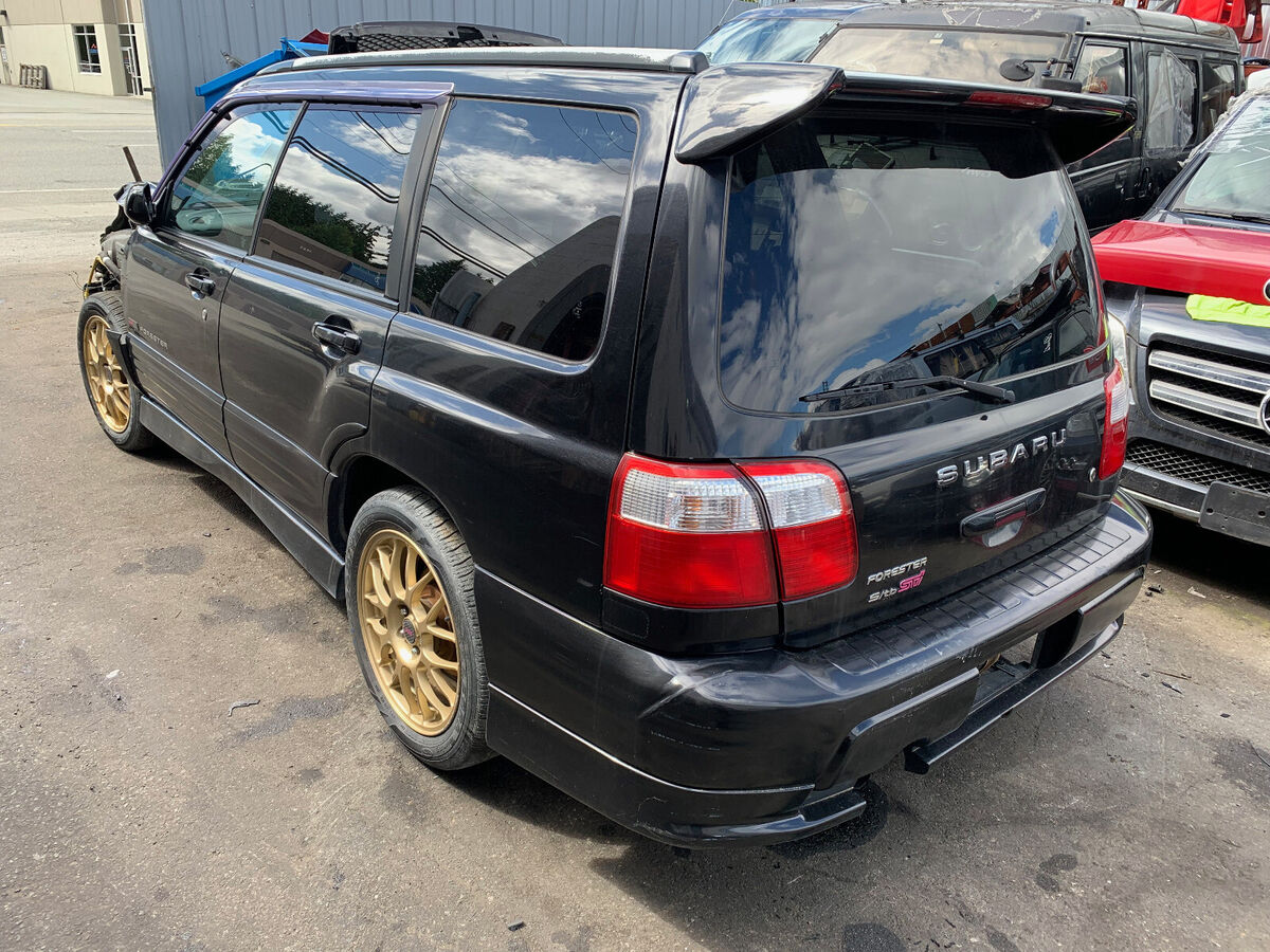 Subaru Forester STI JDM RHD Black Rear Bumper Cover w/ Lower Subaru Forester STI JDM RHD Black Rear Bumper Cover w/ Lower