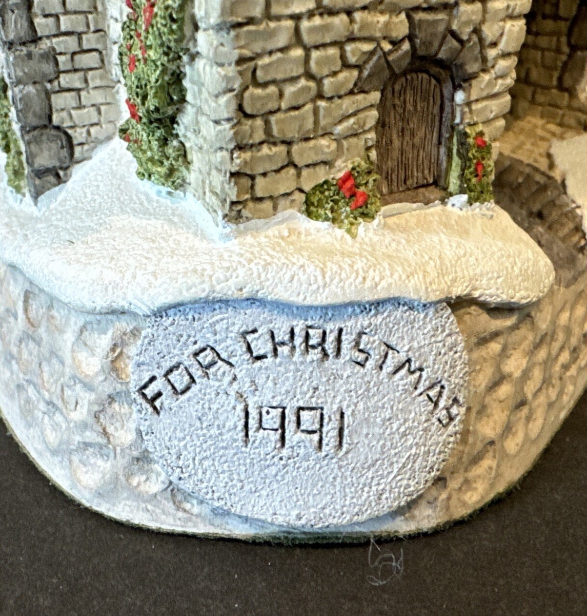 David Winter Fred's House Special Christmas 1991 Great Britain