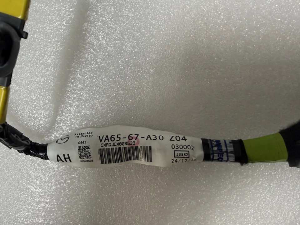 2023-2025 MAZDA CX-50 CX50 CABLE DE PUERTA DEL LADO DEL CONDUCTOR DELANTERO ARNÉS DE CABLEADO DE CABLE CORTO Foto 4 de 4