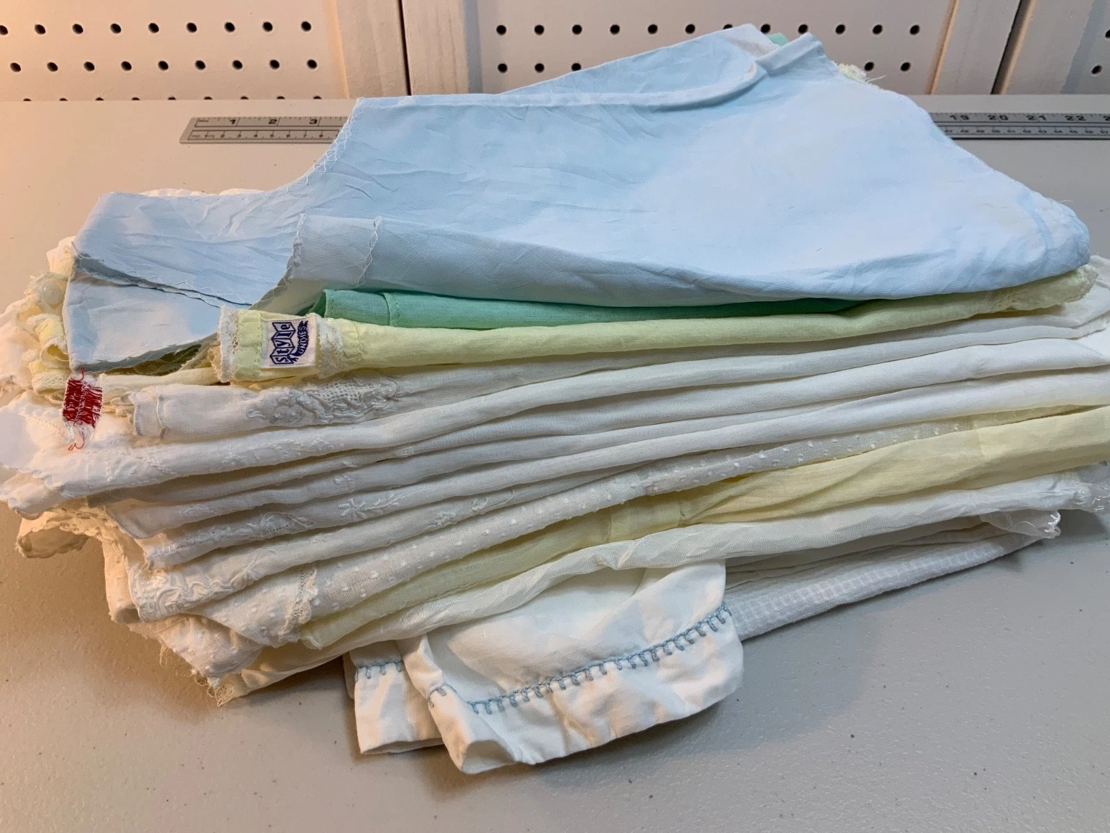 Lot of 16 Infants, Baby Antique / Vintage Clothing
Opens in a new window or tab
