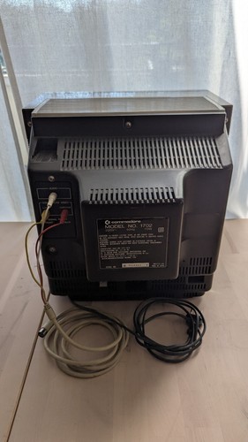Commodore Farbmonitor 1702 +C64-Videokabel +Manual - Sehr guter Zustand - 第 3/9 張圖片
