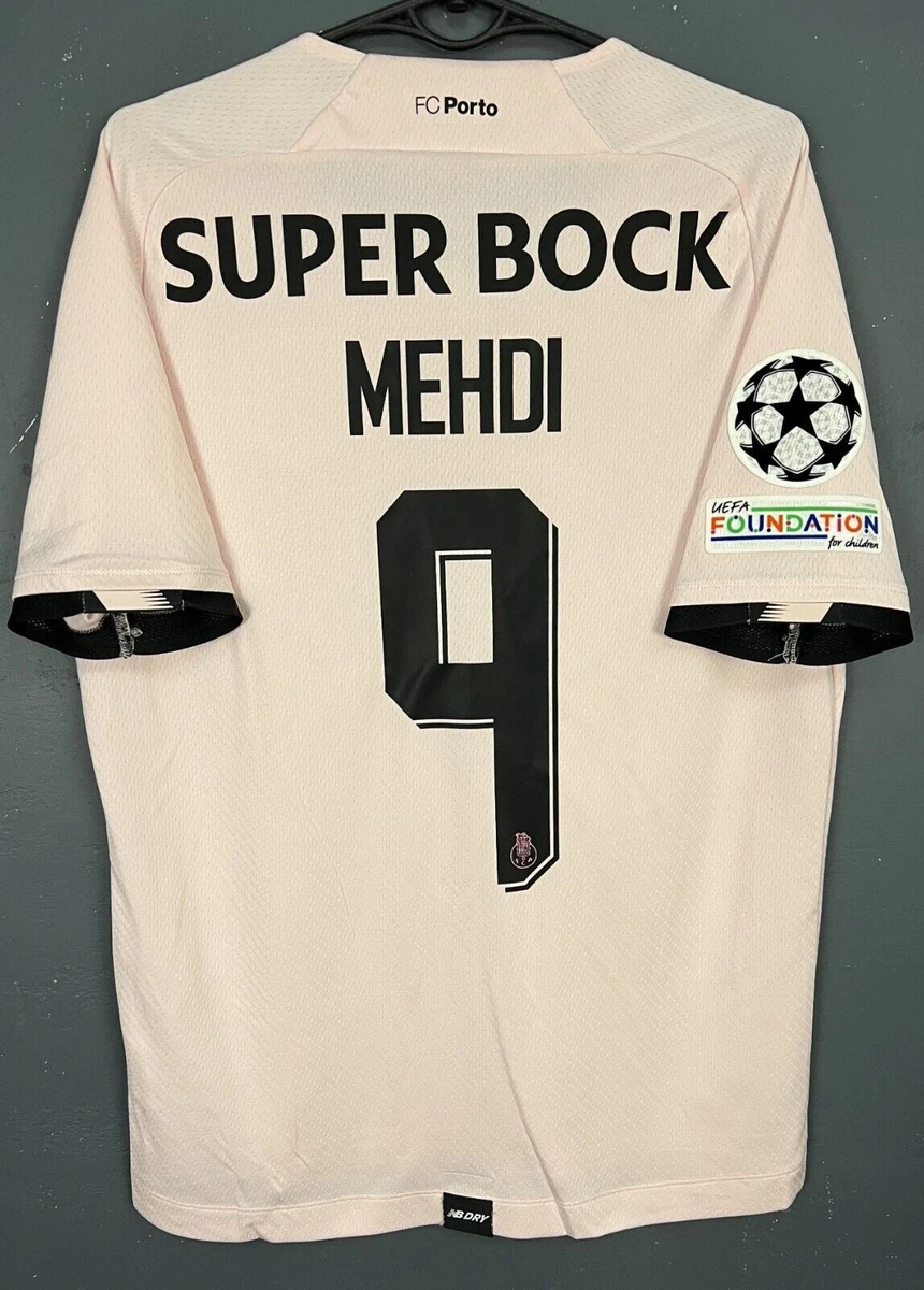 Size M Porto International Club Soccer Fan Apparel and Souvenirs