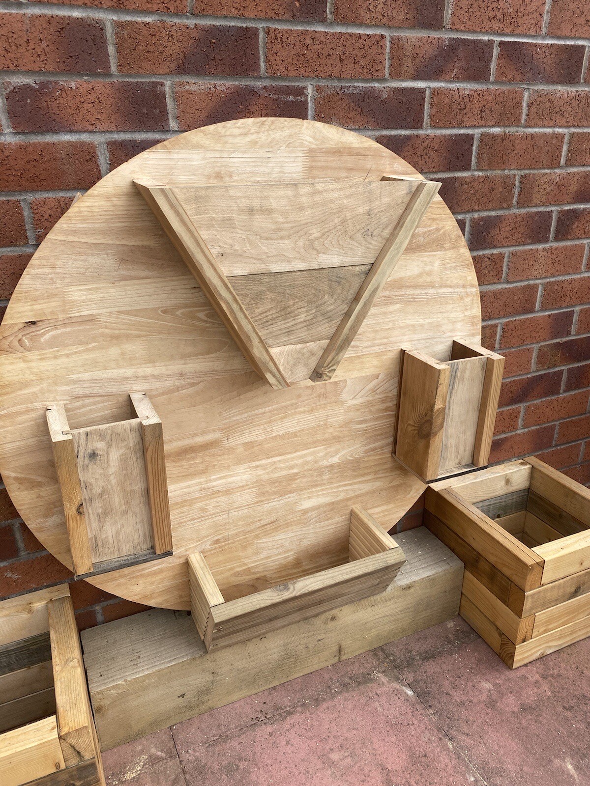 job lot Garden & Indoor Planters Plant Pots Window Box Bird Table 8 x