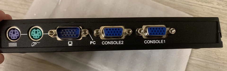 Belkin OmniView 2 Port Reverse KVM Switch NEW - Image 4 of 4