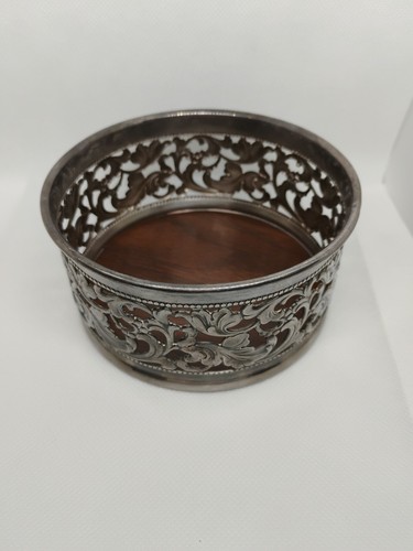 Reed & Barton Reticulated Silver Plate Wood Champagne/Wine Coaster #1190 - Picture 2 of 6