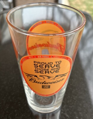 Budweiser USO proud to serve those who serve 16 ounce pint glass