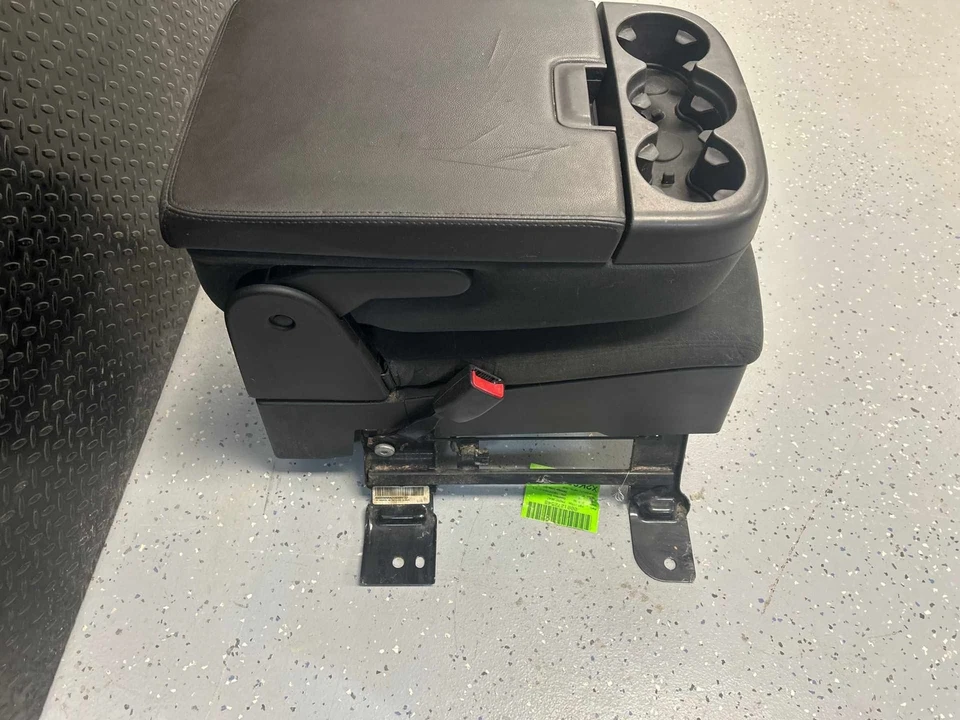 07-14 SUBURBAN Front Seat center (stationary) clothEbony-19D Foto 2 de 4