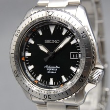 2009 Near MINT SEIKO Alpinist 6R15-01K0 42mm Black Date Automatic Men's Watch