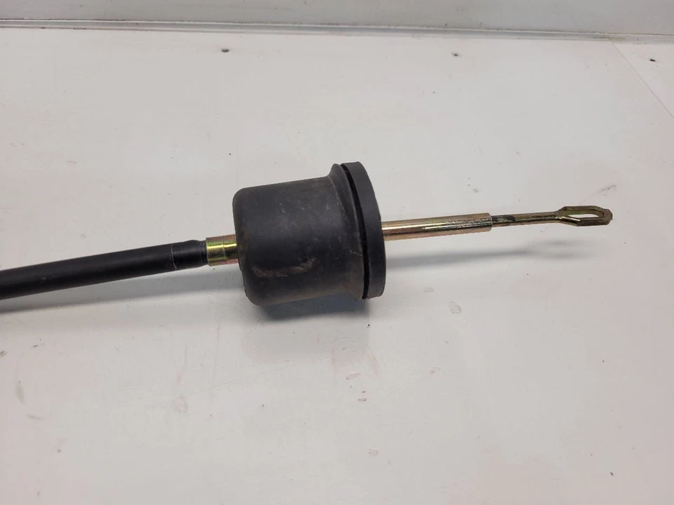 2005 Audi A4 (2.0L / Turbo / CVT) Shift Linkage PN: 4BC713281D - Imagem 3 de 4