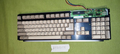 commodore amiga 500 keyboard halb funktionsfähig