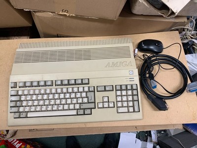 Commodore Amiga 500 - 2.5MB