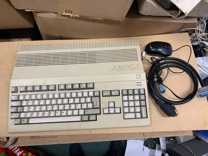 Commodore Amiga 500 - 2.5MB