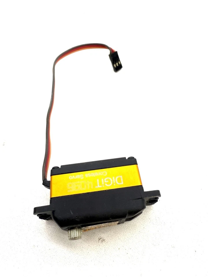 Savox Low Profile Super Speed Metal Gear Digital Servo - SAV-SC-1252MG - Image 2 of 2