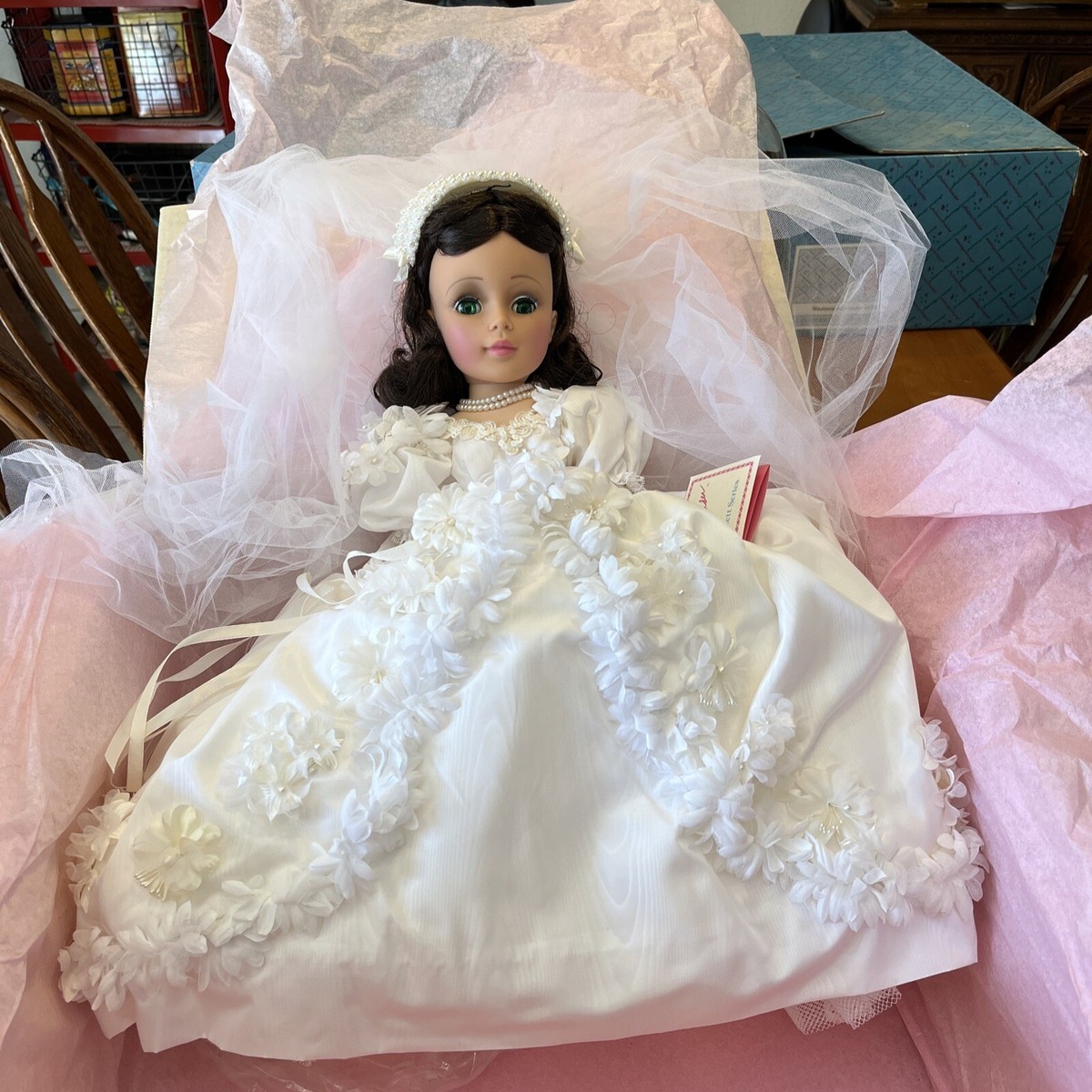 madame alexander Scarlett Bride doll in Original box