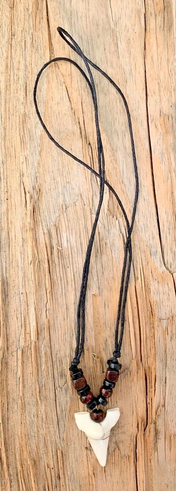 Haizahn Kette Surfer Shark Zahn Mako Hai HAIFISCHZAHN Schmuck Mann Typ K22.2  - Bild 3 von 4