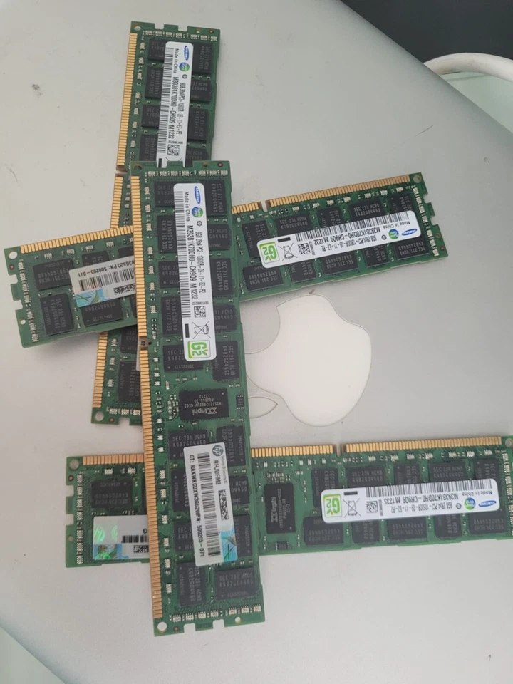 PC3-10600R - Samsung 32GB Kit (4 X 8GB) DDR3-1333MHz PC3-10600 ECC - 32GB total - Image 3 of 3