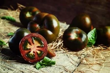 "Black Pearl" Cherry Tomato Seeds for Planting - 100+ Seeds - Amazing Taste, Ver