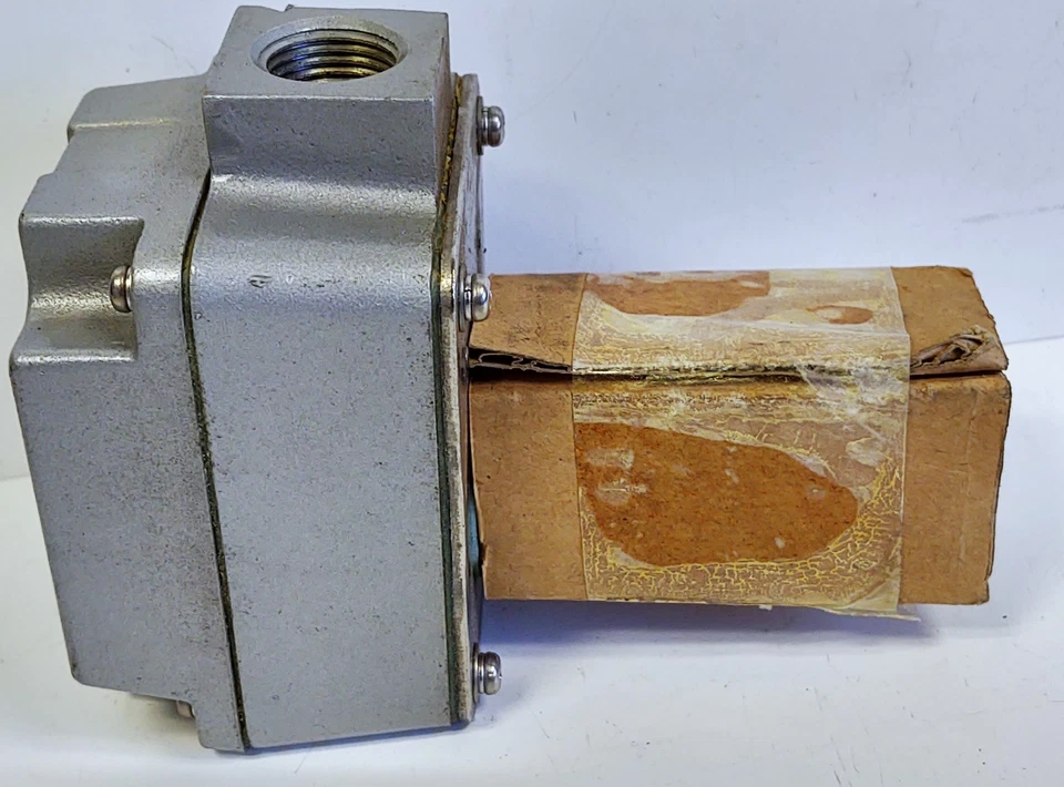 SMC IF323-10-00 Flow Switch - Image 3 of 4