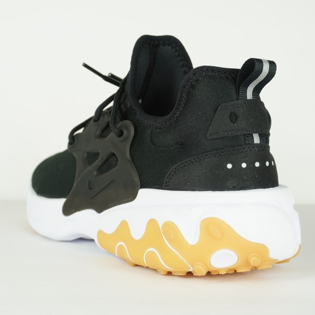 nike presto black react