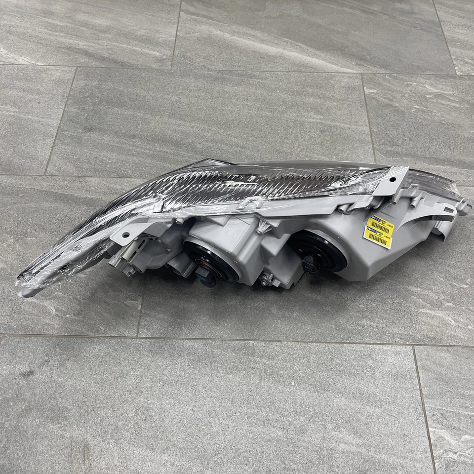 Lado halógeno del conductor Toyota Camry 10-11 certificado CAPA construido en EE. UU., TY1115B101LCA Foto 4 de 4