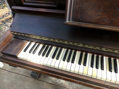 Kingsbury the Cable Company Chicago Antique Upright Piano 68261