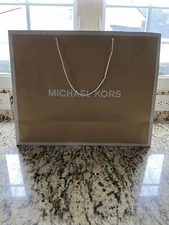 MICHAEL KORS MEDIUM BEIGE PAPER SHOPPING GIFT BAG TOTE 15 X 6.5 X 11