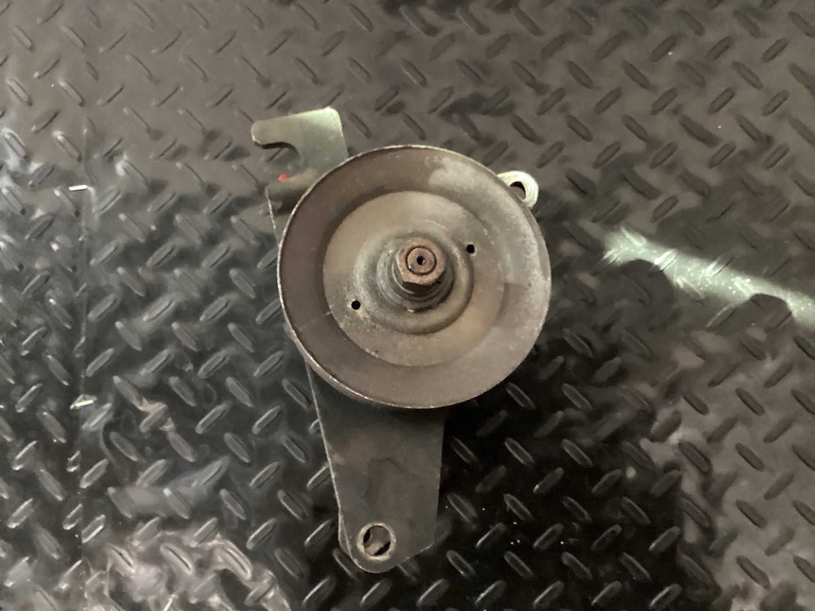 OEM 1996-2002 Nissan Pathfinder Power Steering Pump 49110-0W000