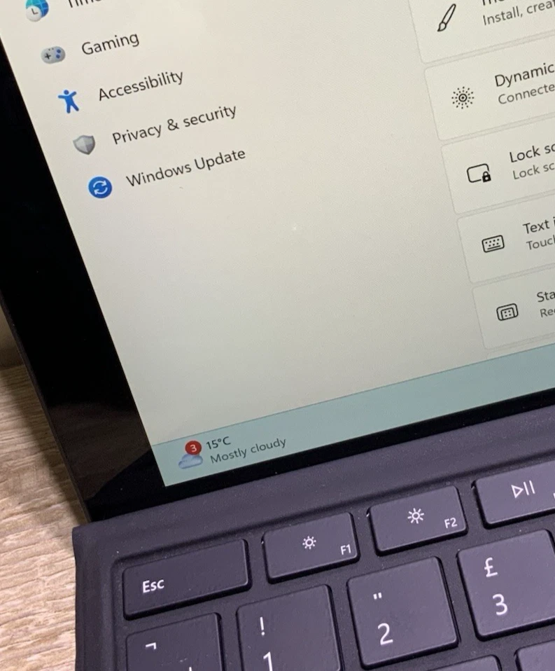 Microsoft Surface Pro 7 TABLET 1866 WINDOWS 11 i5 10th Gen 8GB 256GB SSD FHD - Image 3 of 4
