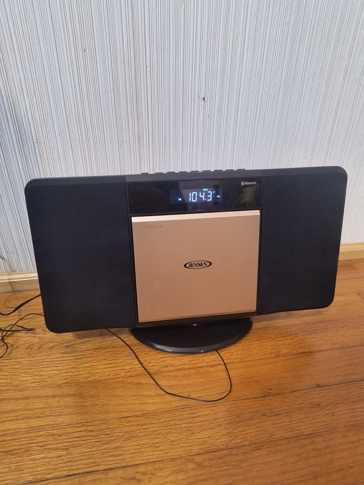 Jensen JBS-300CB Black AM/FM Stereo Wall Mountable Bluetooth CD Music System