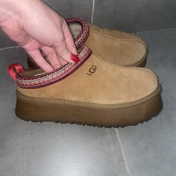 Women UGG Boots Beige 39