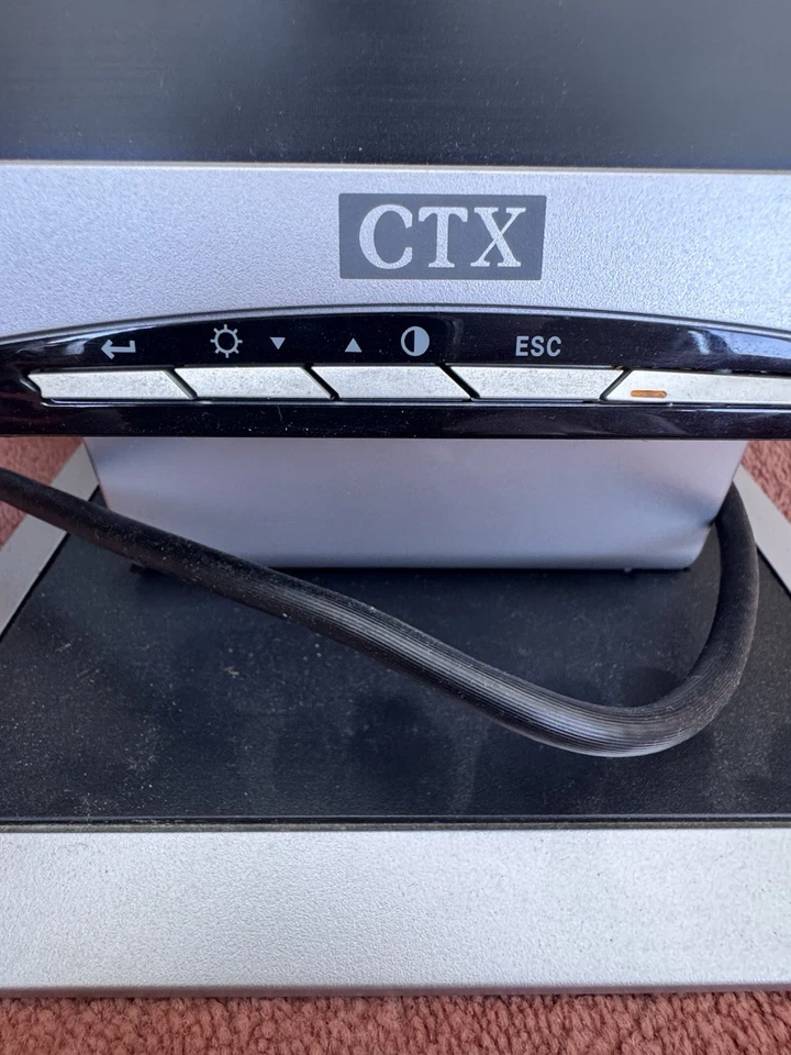 Monitor 19”  LCD Square CTX S966A VGA Connection - Silver - Image 2 of 4