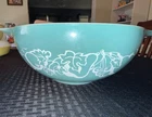 Pyrex - Green Cinderella Mixing Bowl (Small Chip) - 4 QT