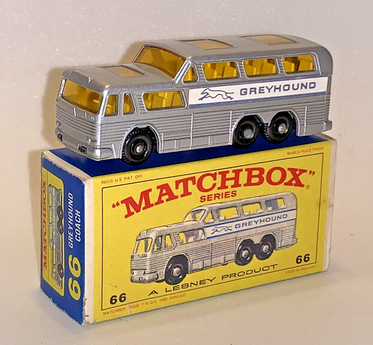 VINTAGE MATCHBOX LESNEY NO # 66 GREYHOUND COACH MINT WITH BOX